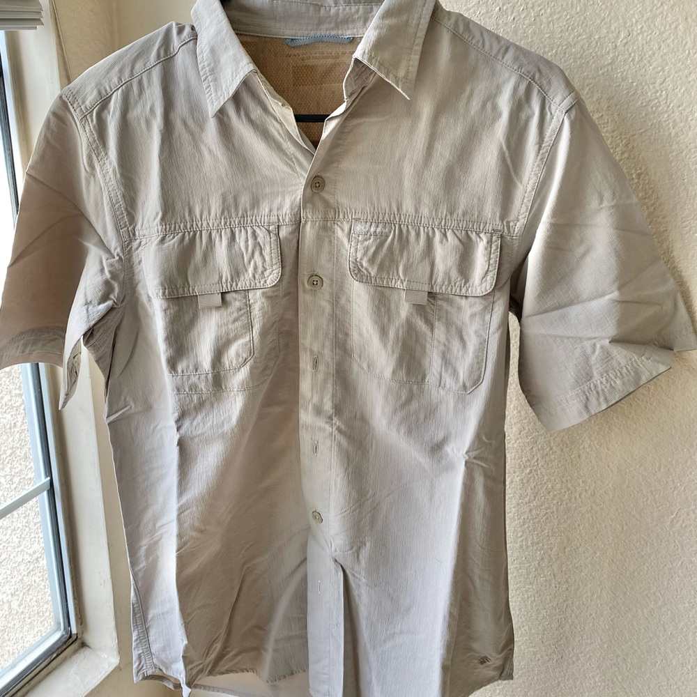 Columbia button down shirt